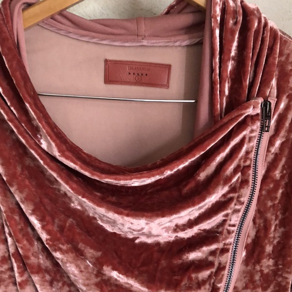 BLANKNyC Pink Crushed Velvet Zip up Moto Jacket - Picture 6 of 11